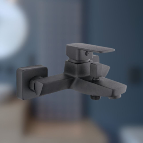 Siyah Brine Kare Banyo Bataryası